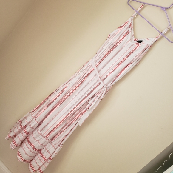 Torrid red and white stripe maxi dress adjustable shoulder straps size 1x - Picture 2 of 5